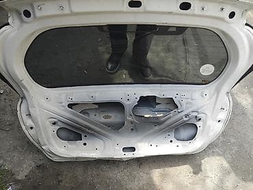 Məhsul: Nissan Note arxa baqaj qapağı (e-POWER) Təsvir: - Orijinal