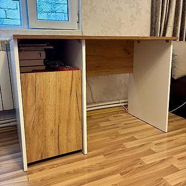 Ofis masaları: İşlənmiş, Kvadrat masa — 2