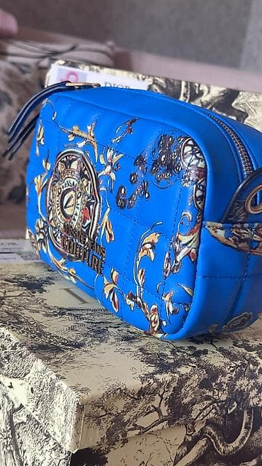 3 d saat: Çiyin çantası, Versace, Yeni — 1