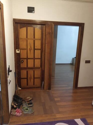 20 ci sahede ev satilir: Bakı, 2 otaqlı, Köhnə tikili, m. Həzi Aslanov, 60 kv. m — 8