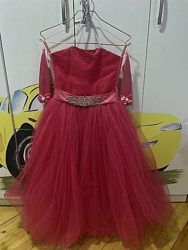 Hər biri 20 azn Uşaq üçün 3 ədəd ziyafət geyimi dəsti Hər iki paltar