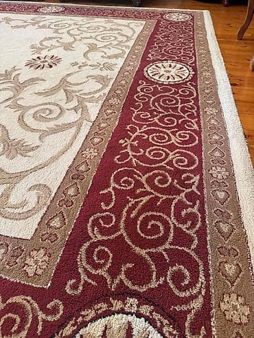 gules doseyi: Xalça – klassik naxışlı, krem və bordo tonlarında 3/5 - Dizayn: Krem — 2