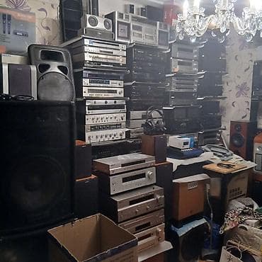 Kolleksiya: audio texnika və Satışda böyük həvəskar kolleksiyadan