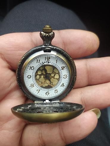 qedimi saatlar: Antik üslubda cib saatı - Korpus: metal, bürünc tonlarında, ön — 2