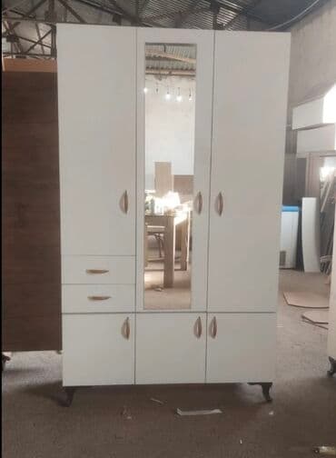 ışkaf: Yeni, Açılan, 3 qapılı Düz dolab, Dolab-asılqan, Azərbaycan — 3