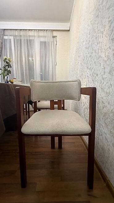 qedimi kreslo: Kreslo, Parça — 2