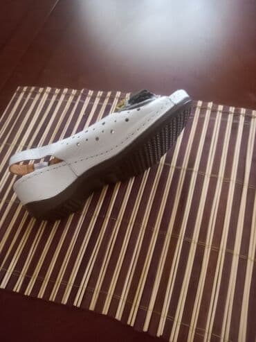 Toy paltarları və aksesuarları: Ölçü: 37, rəng - Ağ, Yeni — 3