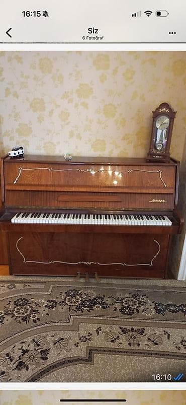 pianino belarus: Belarus - Korpus: parlaq cilalanmış tünd qəhvəyi ağac finişi, ön — 6