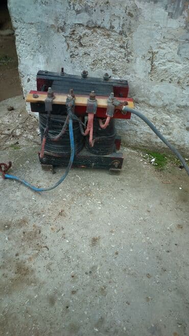 Напольные покрытия: Sənaye tipli güc transformatoru - İri ölçülü, açıq nüvəli, iki — 1