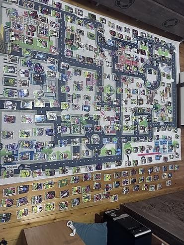 idmana aid resm: Futbol kolleksiyyası, 300 ədəddən çox yanında 2 imzalı kart və əlavə 1 — 1