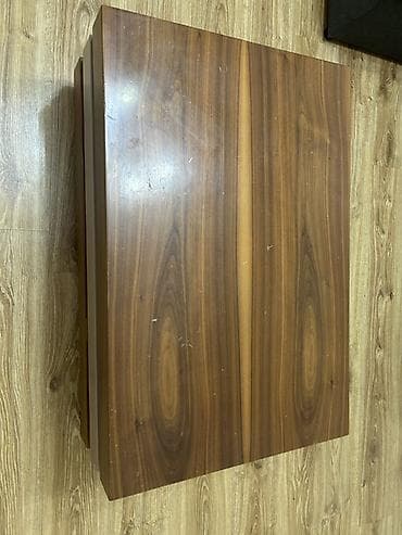 jurnal masalari: Kvadrat masa, Açılmayan, Təkərli, Teksturalı laminat, Zəmanətsiz — 4