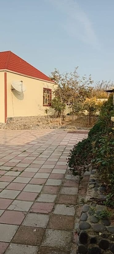 дома в говсанах: Satılır: həyət evi - Tikili: 1 mərtəbəli fərdi yaşayış evi, qırmızı — 5