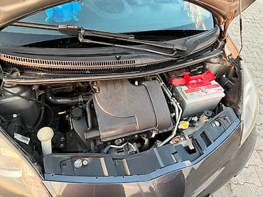 Продажа авто: Toyota Aygo: 1 л | 2006 г. Хэтчбэк — 5