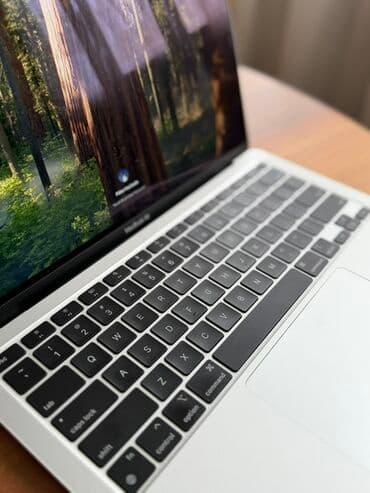 macbook дешево: Apple MacBook Air (gümüş rəng). Qutusu mövcuddur. Əsas xüsusiyyətlər — 3