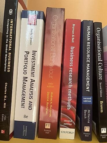 Tədris ədəbiyyatı: Biznes və maliyyə üzrə akademik kitablar toplusu Satılır biznes — 2