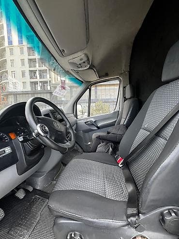şüşə satışı: Mercedes‑Benz Sprinter 313 CDI uzun baza, yüksək tavanlı yük — 9