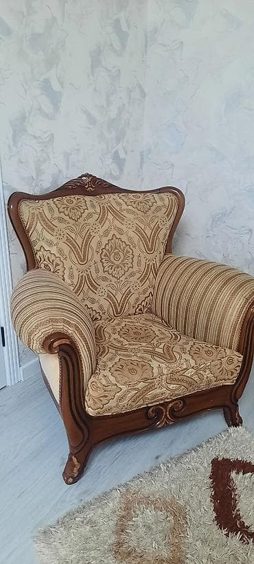 divan kreslo: İşlənmiş, Klassik divan, Divan, Bazasız, Açılmayan — 4