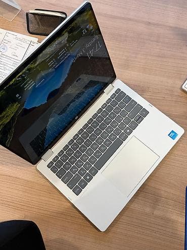 Kompüter yeni kimidir, cəmi 3 dəfə istifadə olunub. Heç bir problemi lalafo.az -da — 4 Kompüter yeni kimidir, cəmi 3 dəfə istifadə olunub. Heç bir problemi — 4