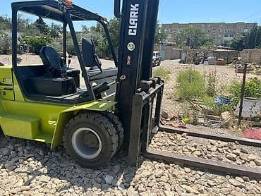 Təmir və tikinti: 7 tonluq Avtokar/Forklift AYLIQ icarəyə verilir. Yalnız AYLIQ — 2