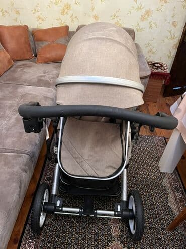 Uşaq geyimi və ayaqqabıları: Çıxarıla bilən beşikli araba, İşlənmiş — 6