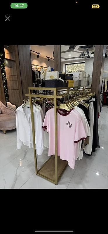Stend vitrinləri: Tecili!!!Butik və geyim mağazası üçün vitrin/stend avadanlığı — 2