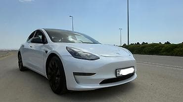avtomobil aliram: Tesla Model 3: 0.1 l | 2022 il 62000 km Sedan — 4