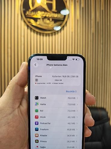 iphone 13 pro max en ucuz: IPhone 13 Pro Max, 256 GB, Qızılı, Zəmanət, Simsiz şarj, Face ID — 2