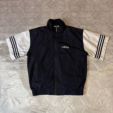 yun koftalar: Adidas qısaqol yüngül idman gödəkçəsi - Model: qısaqol, tam ön — 1