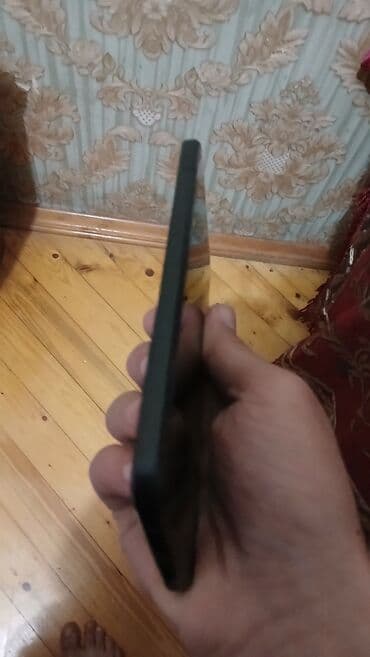 berde telefonlar: Honor 8A 2020, 128 GB, rəng - Qara — 4