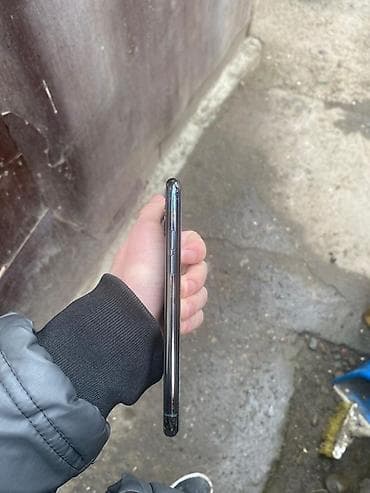 airpods pro qiyməti: IPhone 11 Pro, 256 GB, Yaşıl, Face ID — 4