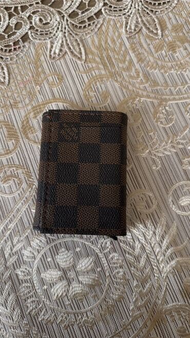 Portmone, pulqabıları: Pulqabı, Yeni — 1