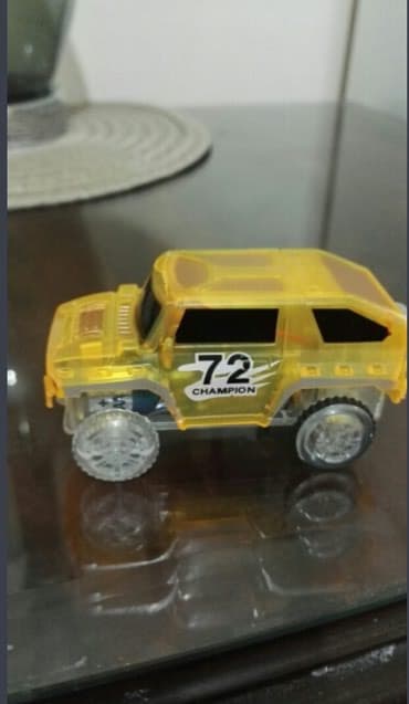 Magic track mawinlari. AA 1.5V batareyanan iwleyir. Yenidir. Whatsapp