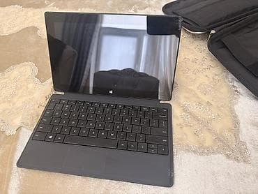 Digər noutbuklar və netbuklar: Microsoft Surface planşet-noutbuk hibridi Xüsusiyyətlər: - Ekran — 8