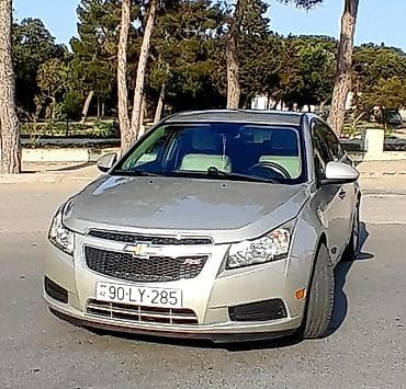 bmw e 39: Chevrolet Cruze sedan - Kuzov: sedan, bej rəng - Mühərrik və ötürmə — 1