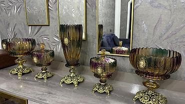 gül qabi: Şüşə dekor dəsti – 6 parçalı lüks klasik stil - Tərkib: 2 ədəd böyük — 1
