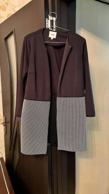 pencek: Razmer M,L . Qiymət 15 azn — 1