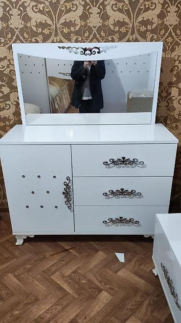 2 təknəfərlik çarpayı, Dolab, Komod, Termo, Yeni