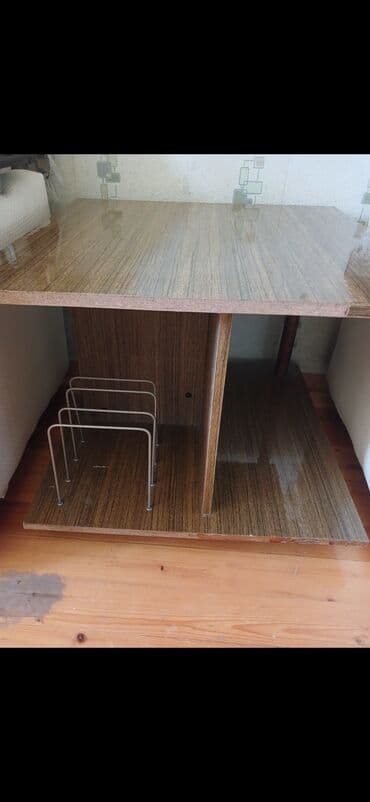 стол для балкона: Журнальный стол, Б/у, Нераскладной, Квадратный стол — 2