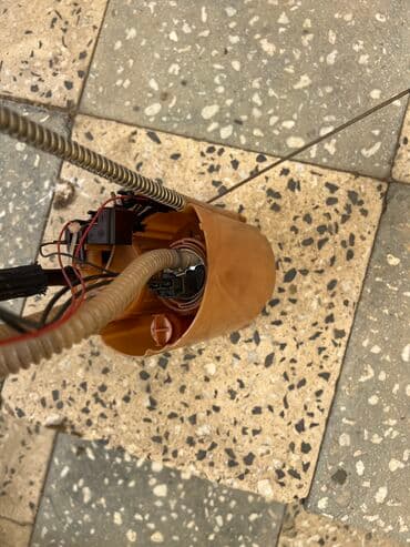 Ehtiyat hissələri: 2012 ci il maserati cun benzin filtiri benzin nasos birlikdedi yaxsi — 4