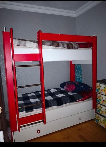 Aynur 4540 💫 İkimərtəbə çarayi təcili 100 azn ə satilir. Matras daxil