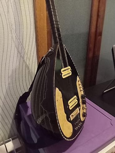 Elektrikləşdirilmiş saz – unikal hibrid musiqi aləti - Korpus: armud