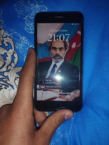 iphone 7 plus 2 el: IPhone 8 Plus, 64 GB, Qara, Zəmanət, Barmaq izi, Simsiz şarj — 2