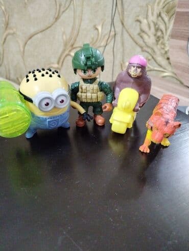 minion: Uşaq fiqurları dəsti. Hər biri 6 azn - 5 ədəd müxtəlif plastik fiqur — 1