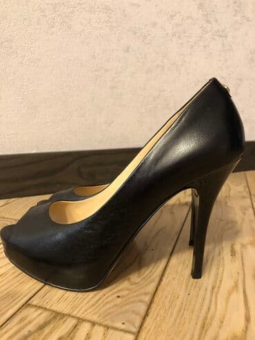 туфли новая не одевала не разу: Туфли, Guess, Размер: 37, цвет - Черный, Б/у — 1