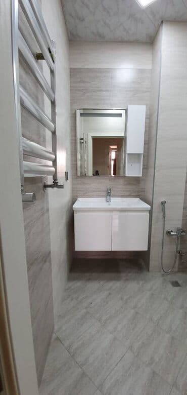 maştağa kiraye: Yeni Günəşli qəsəbəsi, AB massivində, Yeni Tikili 13 mərtəbəli binanın — 12