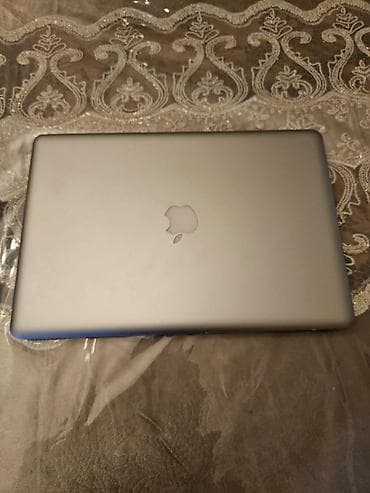Apple MacBook: Apple MacBook Pro 15" (Mid 2010) - Ekran: 15.4" LED, MacBook Pro — 7