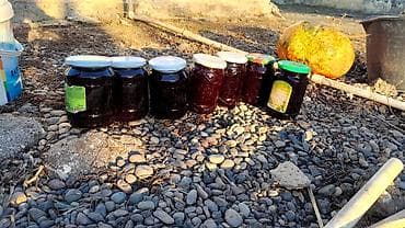 Məhsul: Ev üsulu qaragat mürəbbəsi Təsvir: - Şüşə bankalarda