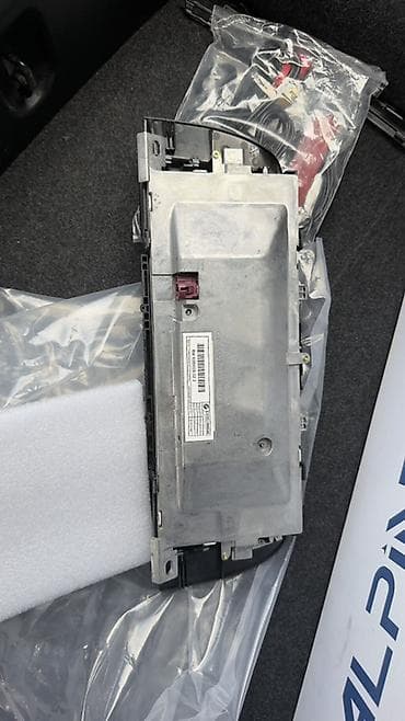 Elektronika: BMW F10 orijinal monitor — 1