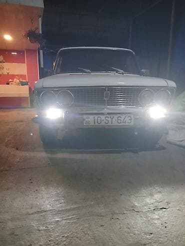 opel salon: VAZ 2103 sedan - Kuzov: klassik 4 qapılı sedan, ağ rəng - Salon: qara — 5