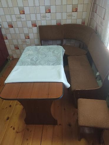 perla genc yataq desti: Metbex masa desti 110 azn. Divan bazalidir, taburetka 2 ededdir. Unvan — 1